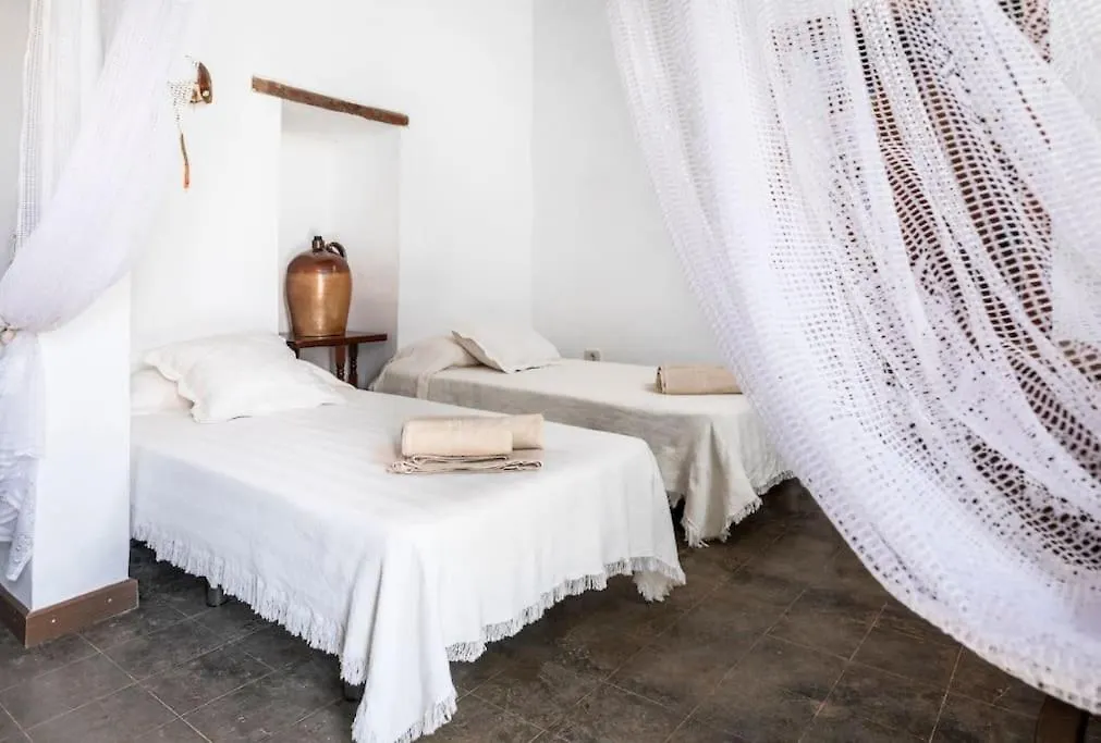 Historica Villa Con Molino De Viento Antigua